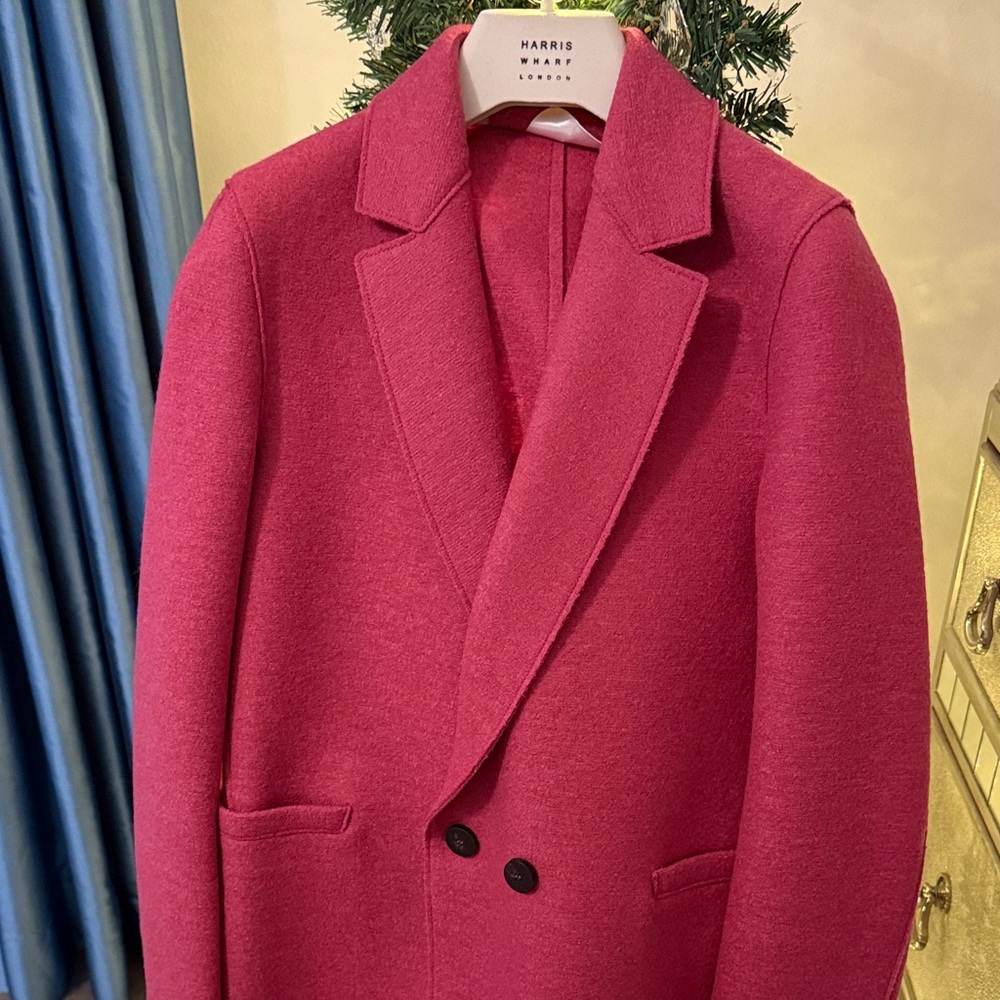 Harris Wharf London Women's Raspberry Blazer